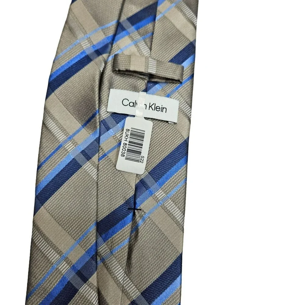 Calvin Klein NWT Mens Plaid Silk & Polyester‎ Tie Blue/Gray